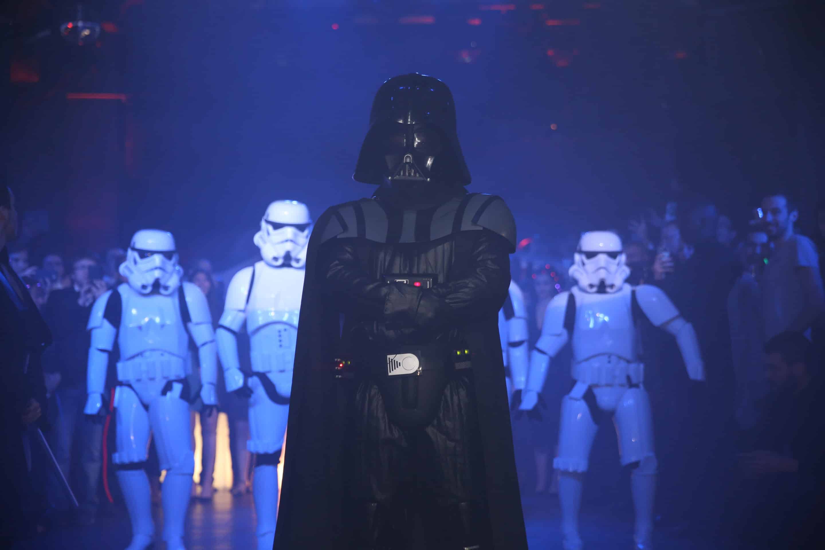dark vador stormtroopers choregraphie danse star wars paris theme dark vador icdc agence wato we are the oracle evenementielle events