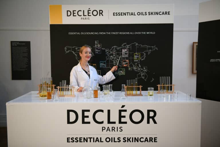 musée bourdelle essential oil skincare tube a essais lancement de produits huile aromessence l'oréal decléor paris france agence wato we are the oracle evenementiel event