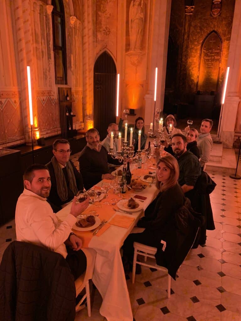 diner leboncoin wato we are the oracle evenementiel soiree nice chateau bellet table