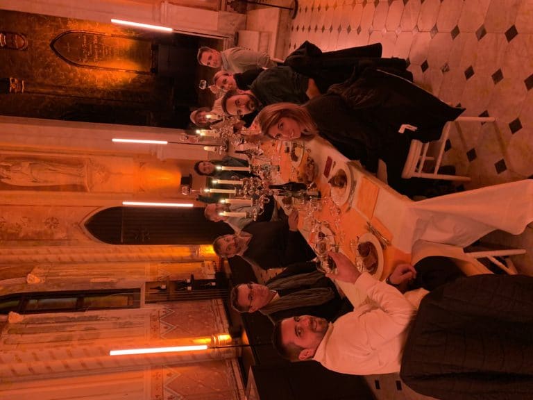 diner leboncoin wato we are the oracle evenementiel soiree nice chateau bellet table