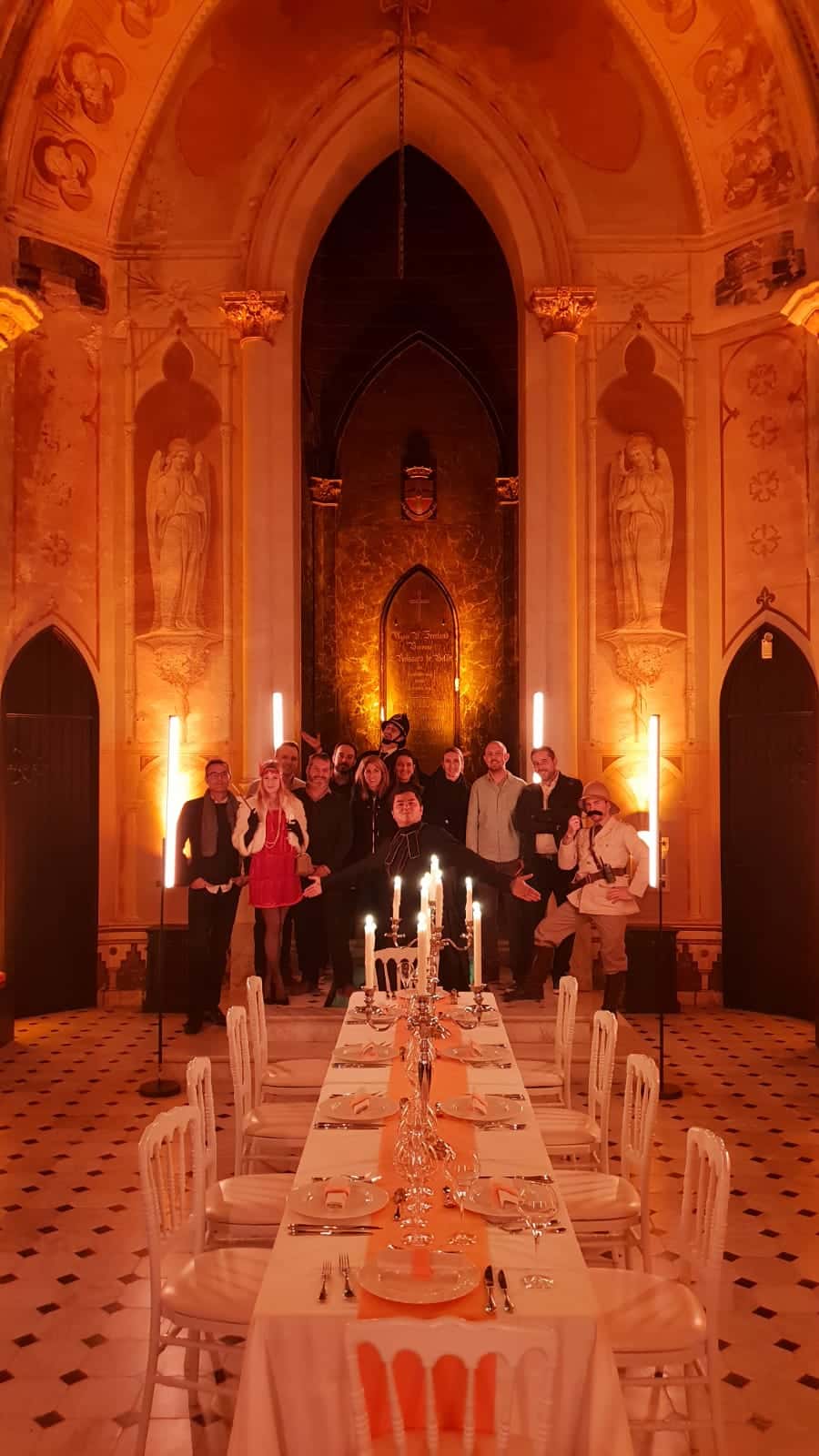diner leboncoin wato we are the oracle evenementiel soiree nice chateau bellet table photo de famille
