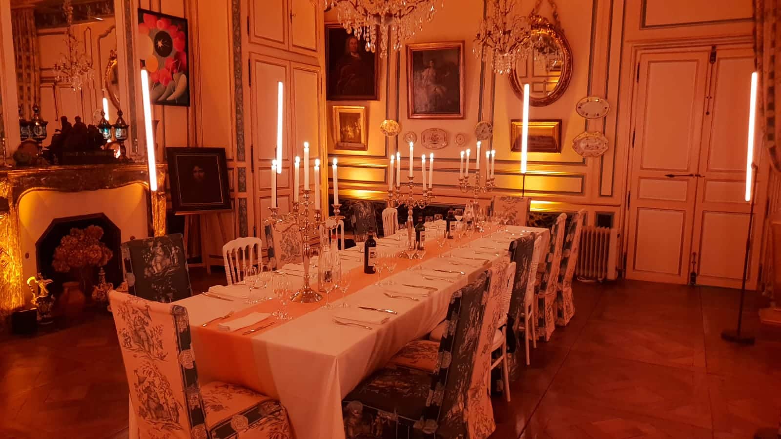 diner leboncoin wato we are the oracle evenementiel soiree rennes chateau boschet table light ax1 scenographie