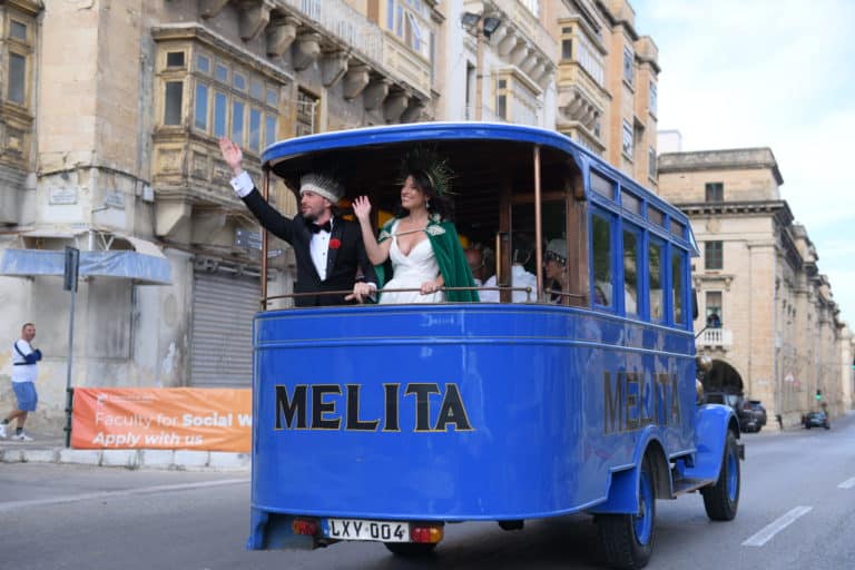 foulques jubert kimiya mery bus melita malta mariage