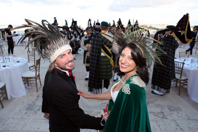 kimiya mery foulques jubert saluting battery mariage malte vin d'honneur parade écossaise