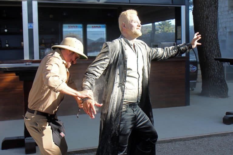 pierre gerard david arrestation costume explorateur menottes seminaire domofinance
