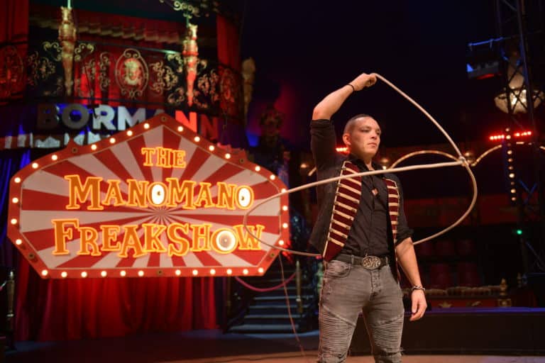 show lasso cirque bormann soiree theme cirque manomano freak show
