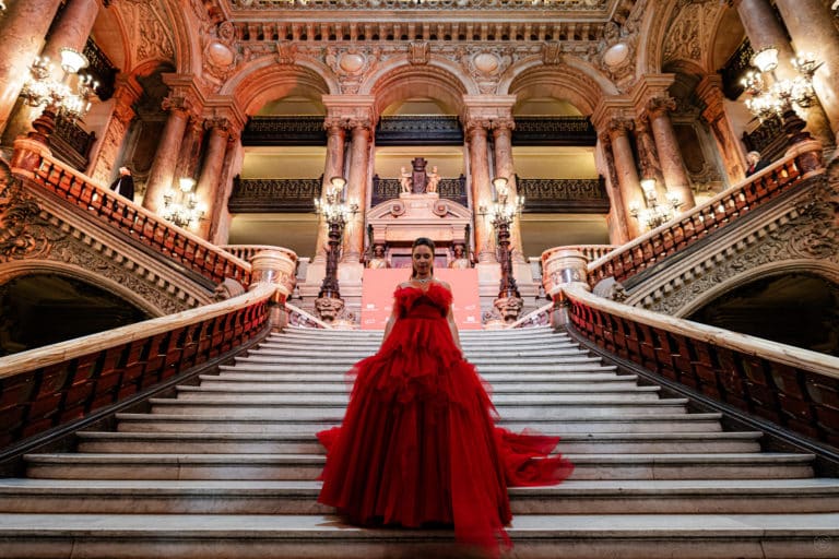 clemence lievre glam robe rouge spirit agence WATO opera garnier