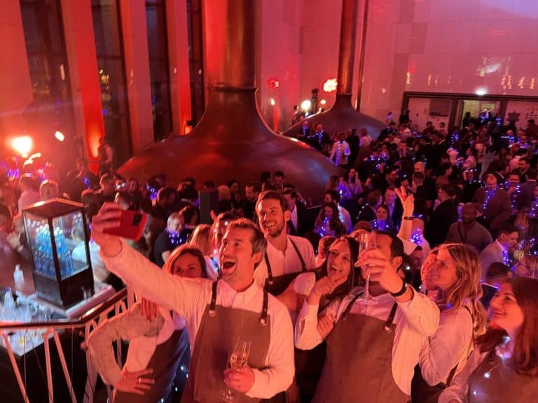 kindl berlin agence evenementiel paris voyage prive itb berlin party agence wato international immersive selfie