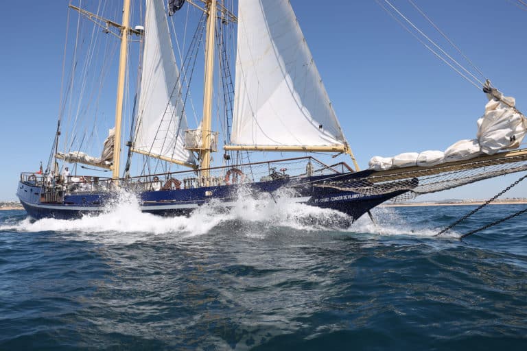 condor de vilamoura tournage teaser seminaire luxe faro portugal algarve etranger agence wato agence evenementiel bateau navire mer