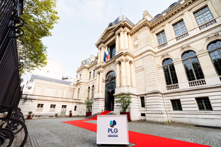 Entree du Palais Potocki pour PLG soiree prestige Agence evenementiel Paris WATO