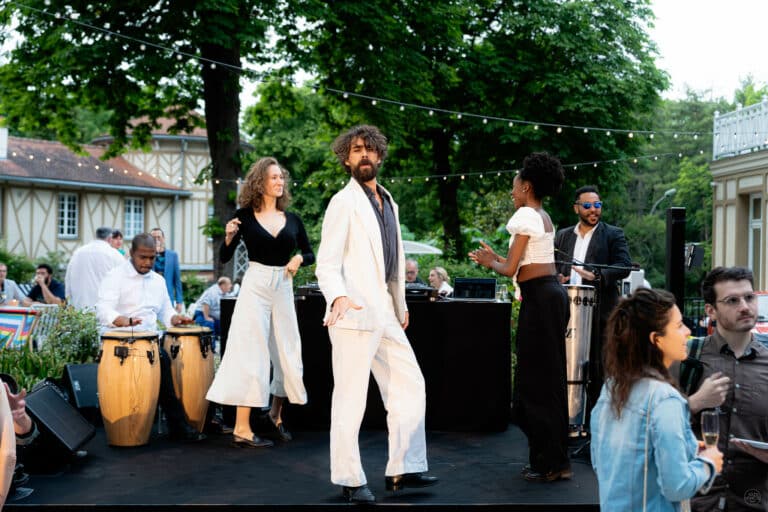 Concert Pablo Saavedra Decker danseuses summer party meilleurs programmes Grand Messe Pavillon Royal CANAL PLUS Agence evenementiel Paris WATO