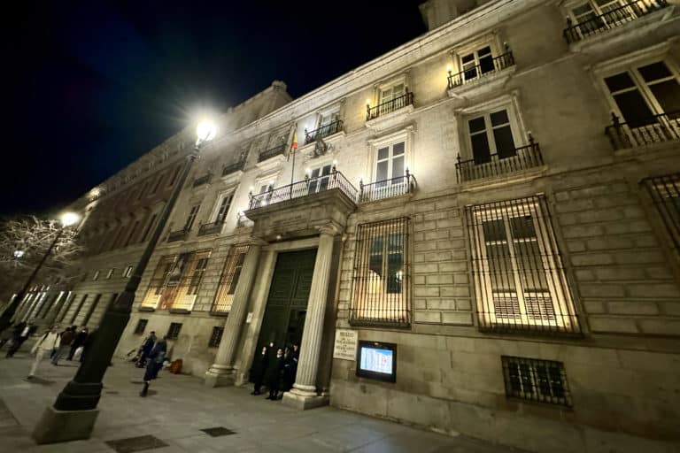 Real Academia del Bellas Artes de San Fernando nuit soiree immersive voyage prive FITUR Madrid Agence evenementiel Paris WATO