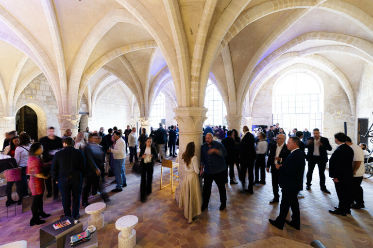 cocktail dejeunatoire Gala de charite abbaye de royaumont the vine global impact mosaic agence evenementielle luxe glamour Agence WATO