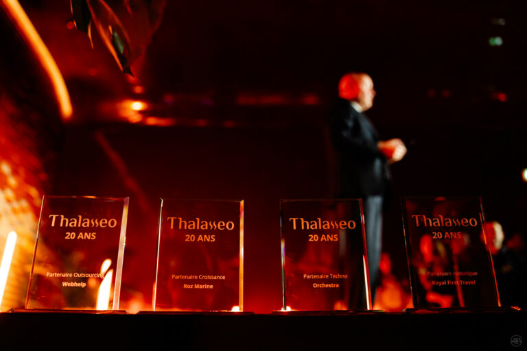 Awards Evenementiel en verre Thalasseo 20 ans Les Bains Douches Roxo Agence WATO Evenementiel Paris