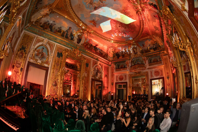 Soiree glamour Madrid Voyage Prive Palacio Santona Madrid Agence WATO Evenementiel International Salon Comedor