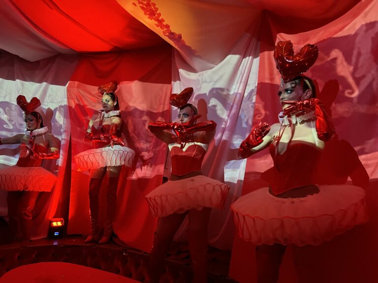 danseuses theme reine de coeur