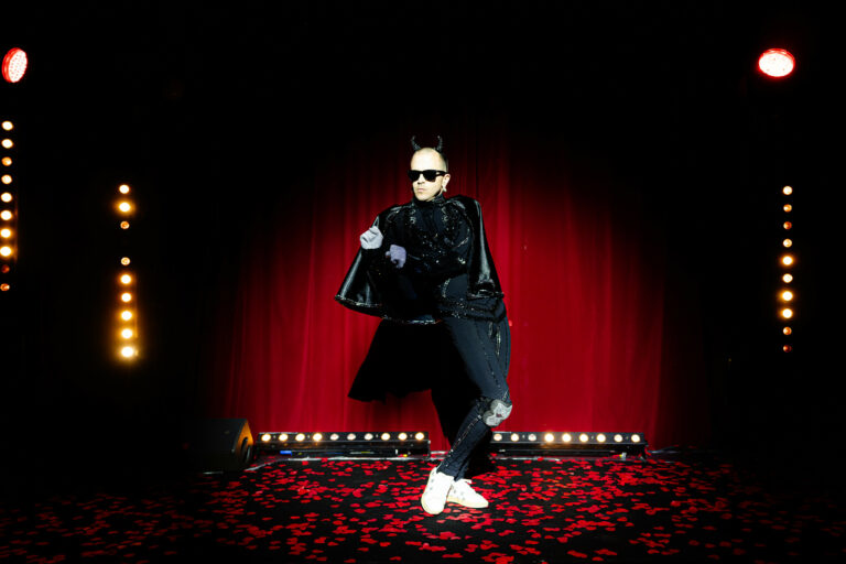 Jean biche s'il vous plait voyage prive paris cabaretcite u