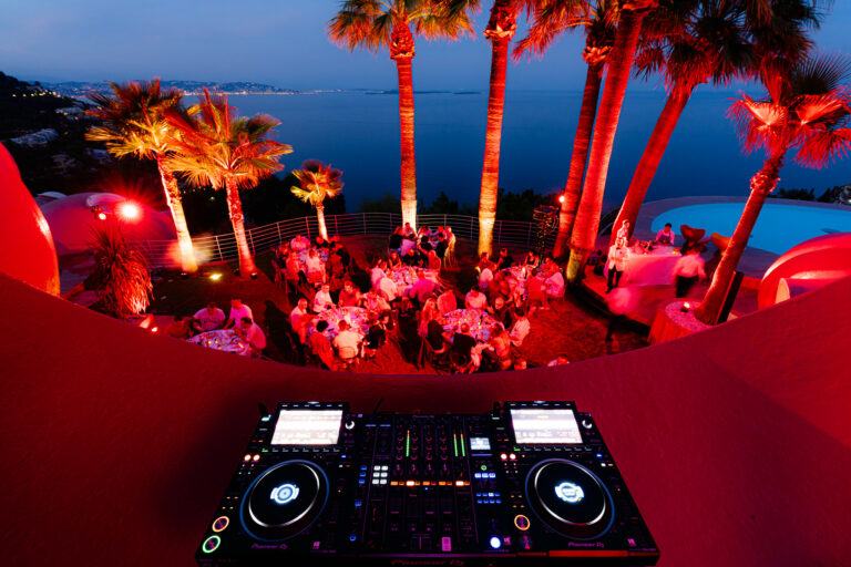 dancefloor dj seminaire cannes french riviera palais bulles evenementiel immersif international agence wato