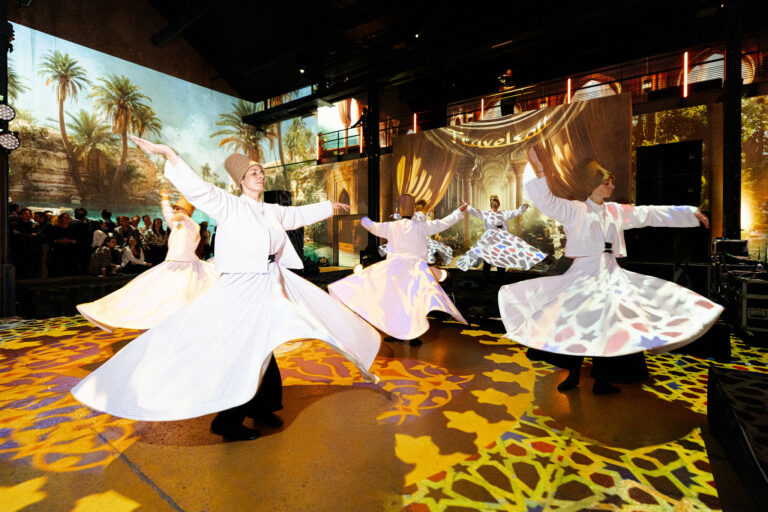 derviche tourneur 25 ans travelsoft atelier des lumieres paris soiree spectaculaire