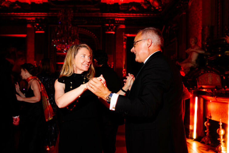 hotel de la paiva bal black tie lieu d'exception agence evenementiel paris danse