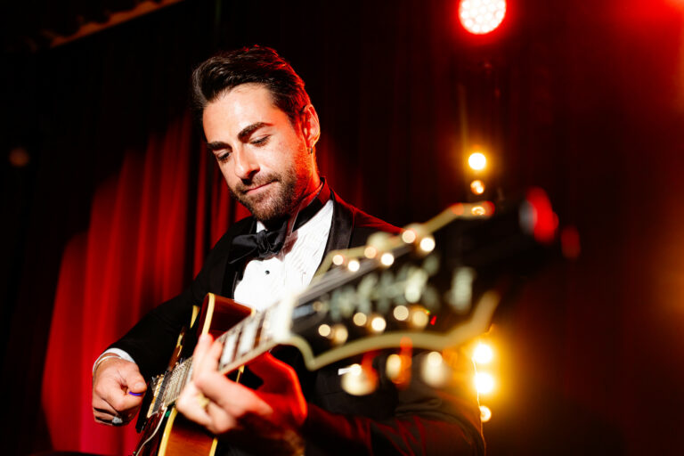 musicien o de mon cheri cabaret voyage prive cite u paris