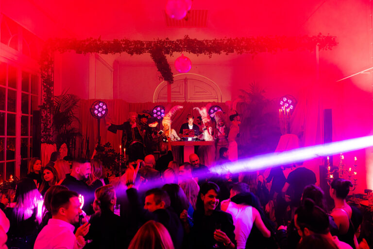 soiree marie antoinette punk orangerie de bagatelle ideuzo