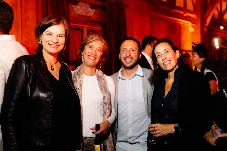 soree cabaret voyage prive paris cite universitaire