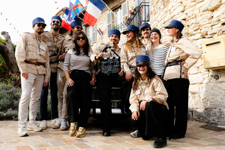 team building playplay les gendarmes de saint tropez village du seminaire