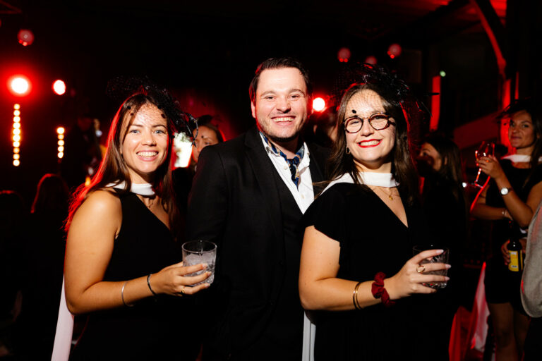 voyage prive cabaret cite universitaire paris evenement immersif