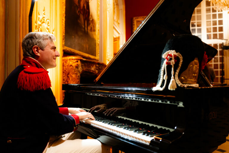 arnaud frachet nuit impérial aux invalides paris agence wato