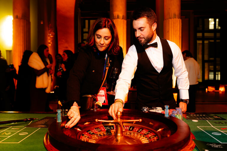 VOYAGE PRIVE CIRCULO BELLAS ARTES CASINO VINTAGE ROULETTE SOIREE EVENEMENT INTERNATIONAL AGENCE WATO GLAM FITUR MADRID