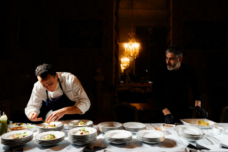 traiteur diner immersif agence wato paris musée des archives nationales