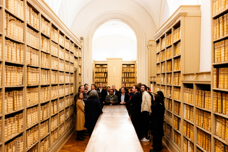 visite des grands depots evenement immersif agence wato paris musée des archives nationales