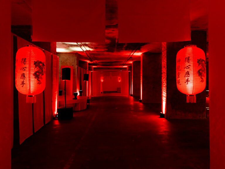 Asian decor bunker berlin