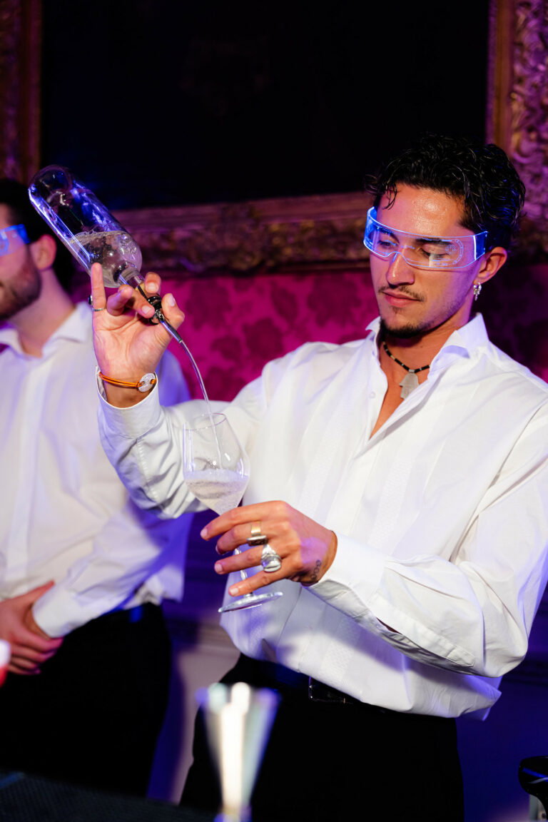 prestation bar moderne et futuriste soiree agence wato musee jacquemart andre evenementiel paris luxe