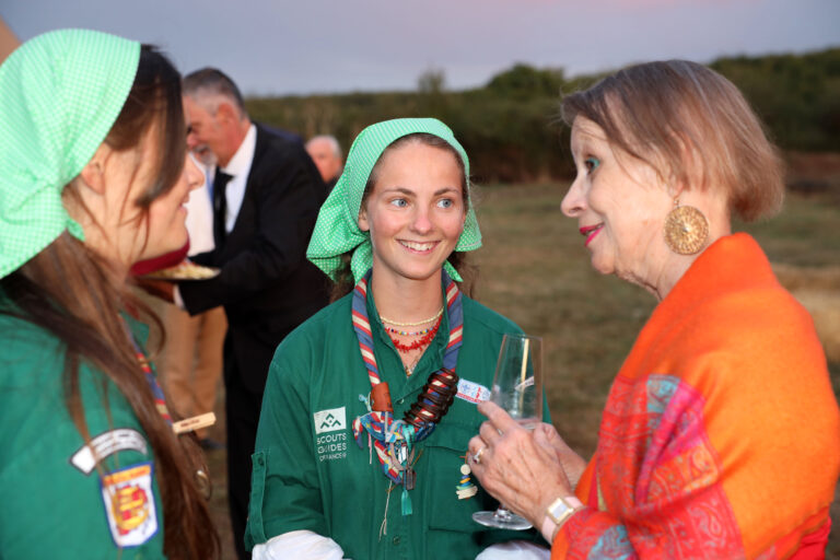renouvellement-voeux-famille-jubert-la-fresnaye-invites-scouts-evenementiel-angers-wato.jpg