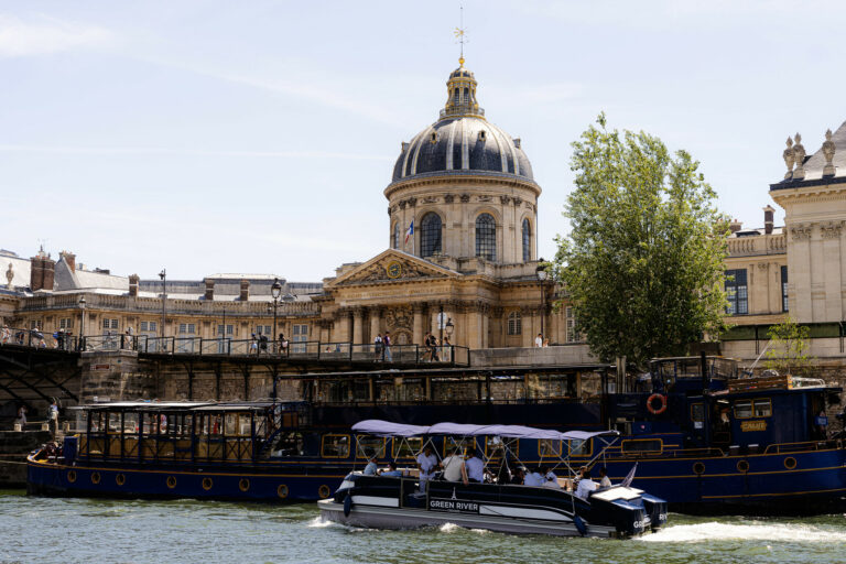 Croisiere Seine Team building Institut de France Paris Agence WATO