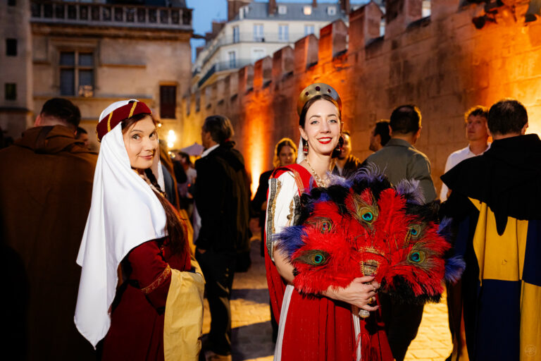 Actrices medievales evenement immersif agence WATO