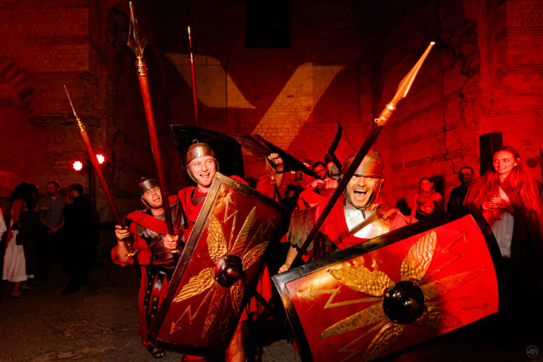 Soiree theme Rome antique Paris legionnaires Musee Cluny