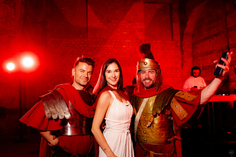 Soiree theme rome antique legionnaires voyage prive agence WATO