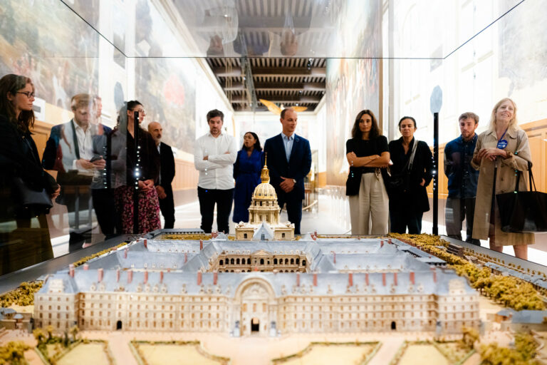 Visite privee maquette des invalide agence WATO